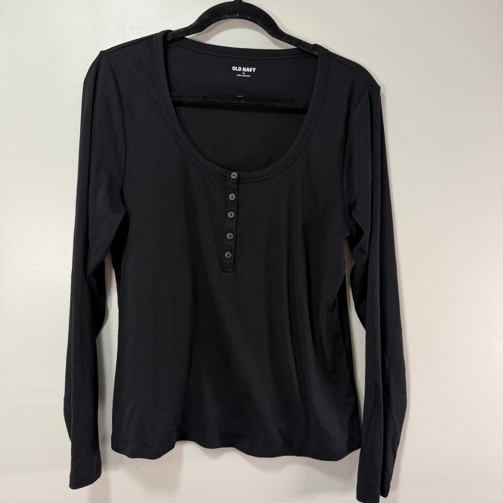 Old Navy Womens XL Black Ribbed Long Sleeve Henley Scoop Neck Button Top